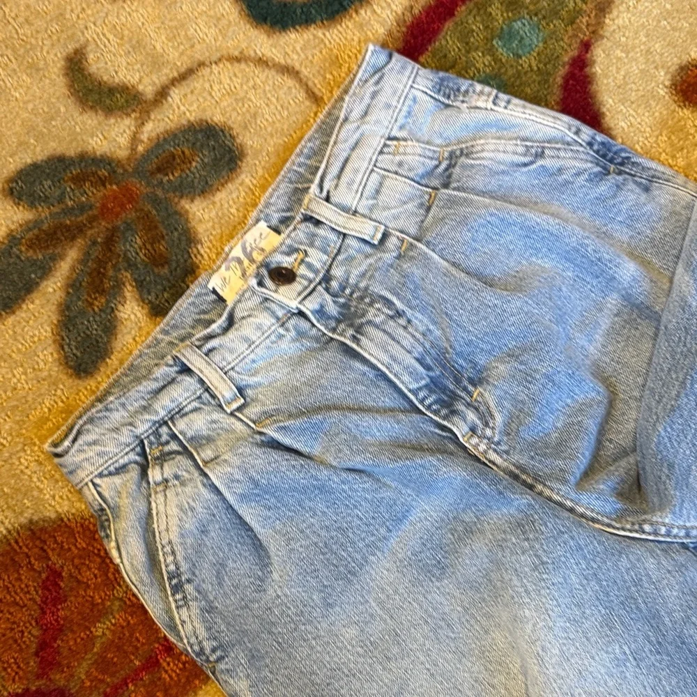 We the free boyfriend pleated high waisted Stylish Blue Denim Jeans - Picture 5 of 8